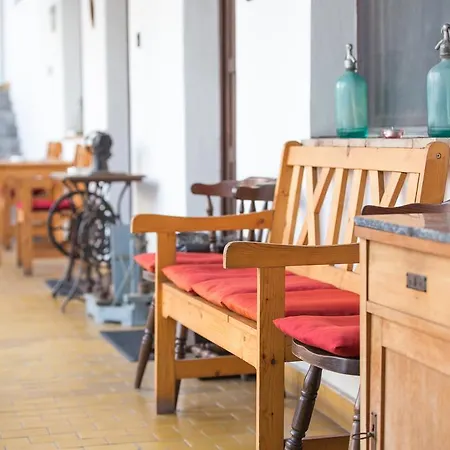 Eden Panzio Bed & Breakfast Eger