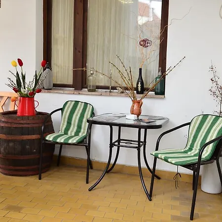 Eden Panzió Frühstückspension 4*