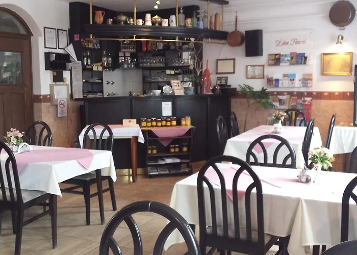 ベッド・アンド・ブレックファスト Eden Panzio