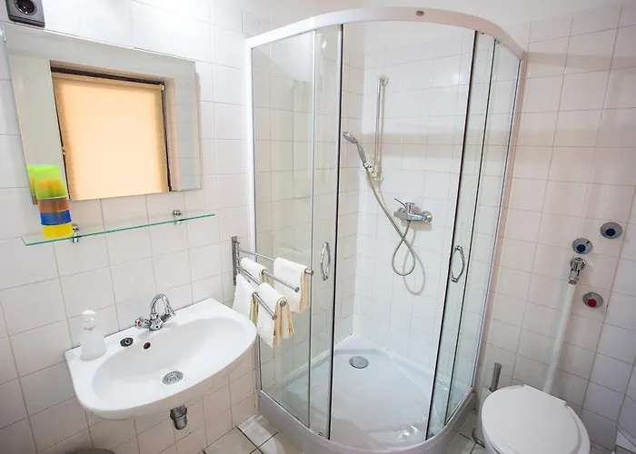 ベッド・アンド・ブレックファスト Eden Panzio