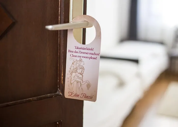 Eden Panzio エゲル